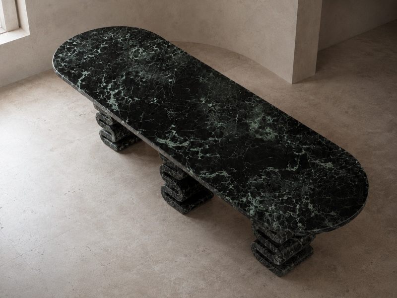 Tables de salle à manger en travertin ou en marbre : laquelle est la meilleure pour les projets d’intérieur de luxe ?